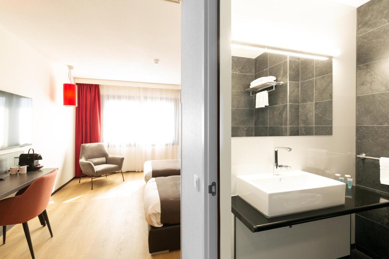 Bastion Hotel อาเมอร์สฟอร์ต ภายนอก รูปภาพ