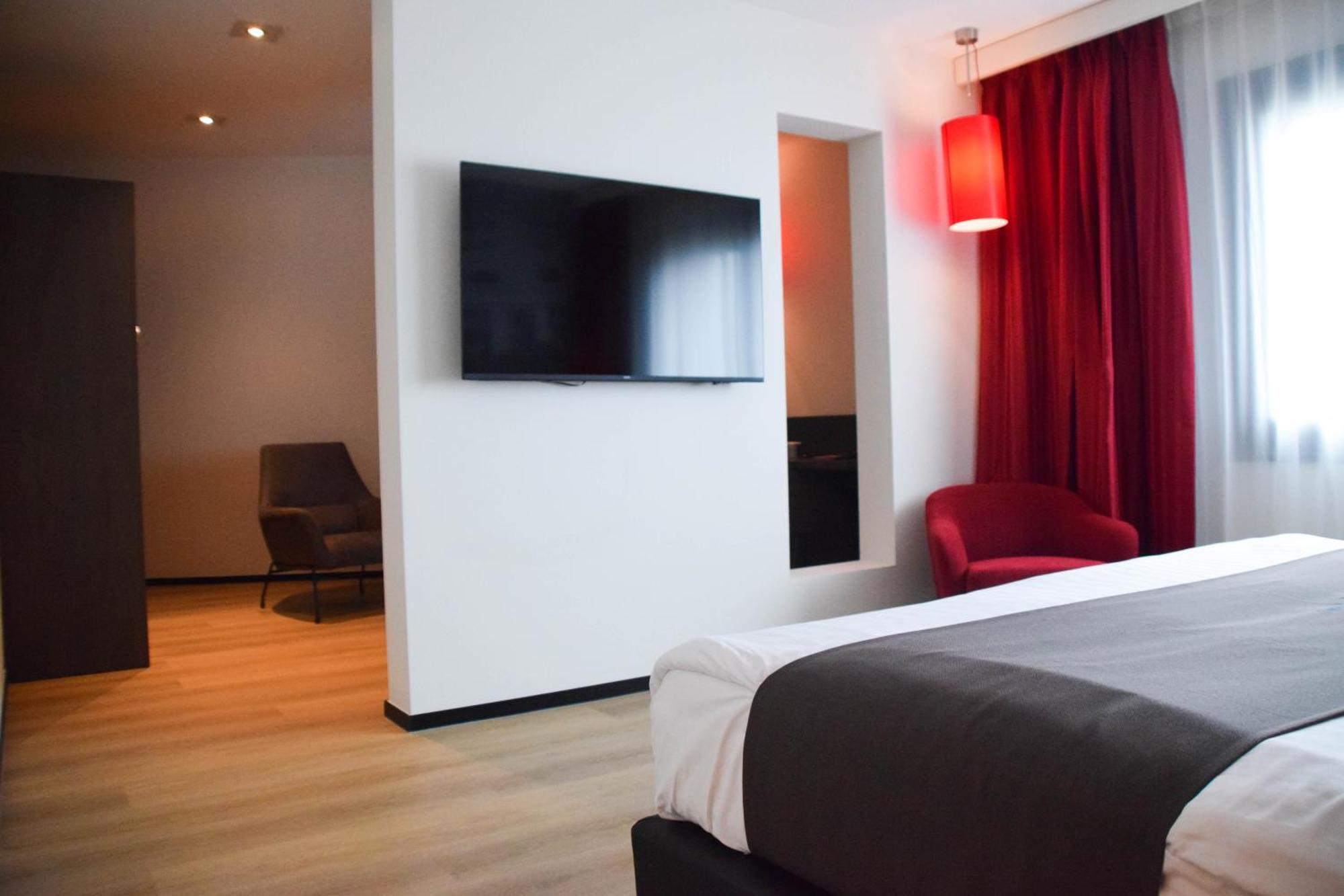 Bastion Hotel อาเมอร์สฟอร์ต ภายนอก รูปภาพ