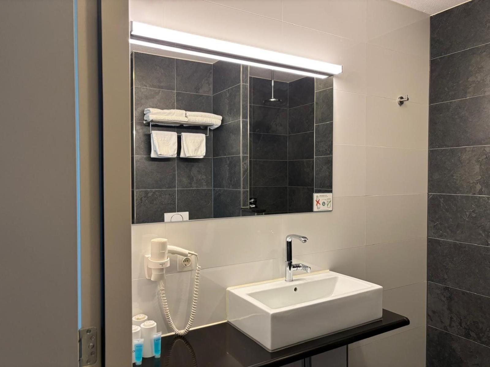 Bastion Hotel อาเมอร์สฟอร์ต ภายนอก รูปภาพ